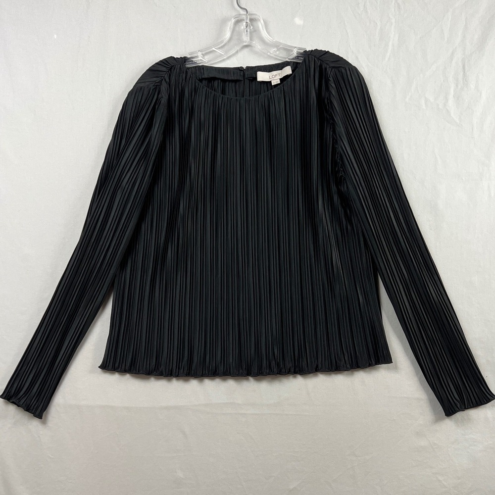 LOFT Plisse Pleated Blouse Women M Black Long Sleeve Crew Neck PleatedTop